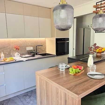 Anoi- Modern With Irresistible Sea View Daire *