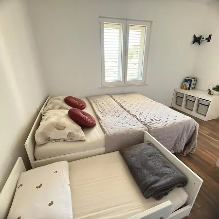 Apartment Anoi- Modern With Irresistible Sea View