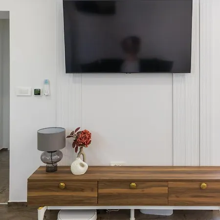 Anoi- Modern With Irresistible Sea View