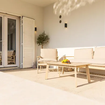 Anoi- Modern With Irresistible Sea View