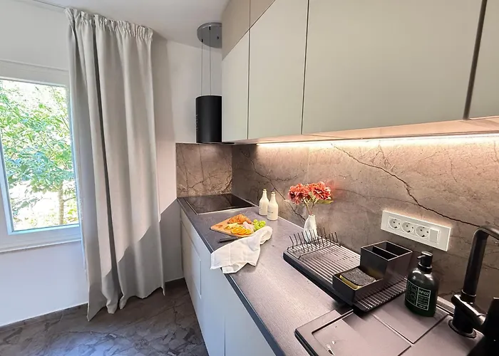 Anoi- Modern With Irresistible Sea View Prijevor
